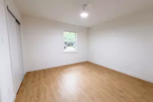 1515 Cherokee St, Arlington, TX 76012 - Photo 2