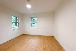 1515 Cherokee St, Arlington, TX 76012 - Photo 10