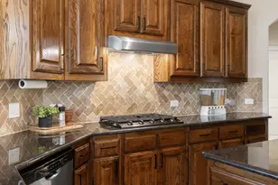 2901 Regents Park Ln, Garland, TX 75043 - Photo 18