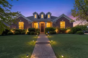 2901 Regents Park Ln, Garland, TX 75043 - Photo 2