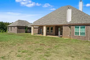 115 Chisum Dr, Millsap, TX 76066 - Photo 36