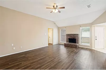 1512 Manitoba Lane, Glenn Heights, TX 75154 - Photo 6