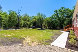 210 Grubbs Ln, Gun Barrel City, TX 75156 - Photo 8