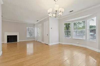 8714 Forest Hills Boulevard, Dallas, TX 75218 - Photo 8