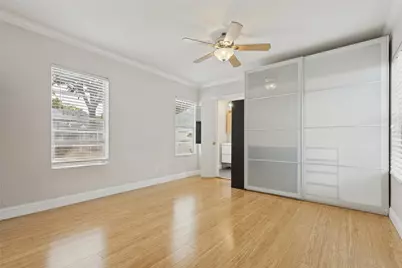 8714 Forest Hills Boulevard, Dallas, TX 75218 - Photo 12