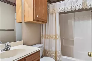1204 S Bettie St, Mabank, TX 75147 - Photo 18
