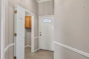 1204 S Bettie St, Mabank, TX 75147 - Photo 4