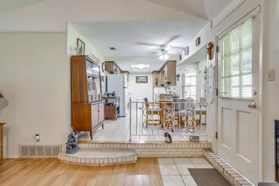 1512 Lamplighter Lane, Edgecliff Village, TX 76134 - Photo 14