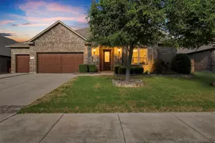421 Summer Grove Dr, Midlothian, TX 76065 - Photo 1