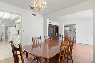12341 Cedar Bend Dr, Dallas, TX 75244 - Photo 12