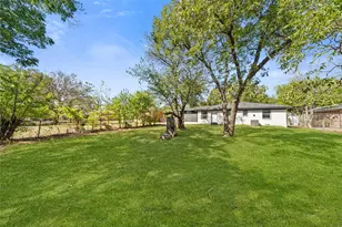 12924 Mitchell Dr, Balch Springs, TX 75180 - Photo 30