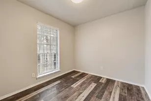 9829 Grove Oaks Valley, Dallas, TX 75217 - Photo 14
