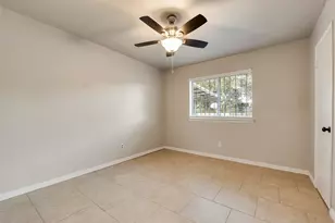 9829 Grove Oaks Valley, Dallas, TX 75217 - Photo 10
