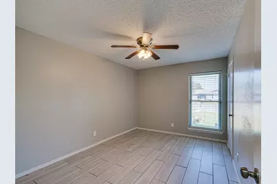 2714 Meadow Bluff Lane, Dallas, TX 75237 - Photo 22