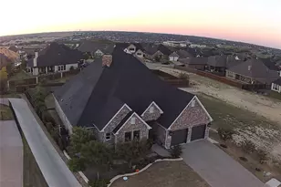 11008 Familia Real Dr, Benbrook, TX 76126 - Photo 2