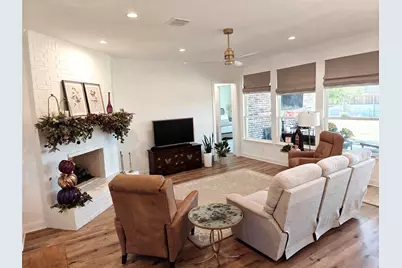 11008 Familia Real Drive, Benbrook, TX 76126 - Photo 6