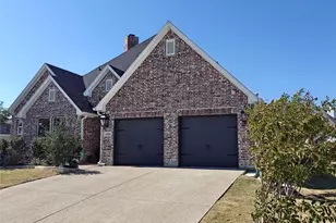 11008 Familia Real Dr, Benbrook, TX 76126 - Photo 4