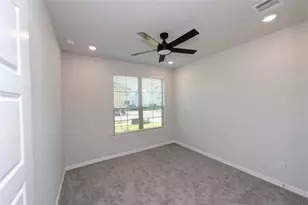 2305 Valencia Dr, Little Elm, TX 75068 - Photo 10