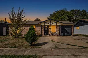 809 Pioneer Rd, Mesquite, TX 75149 - Photo 1