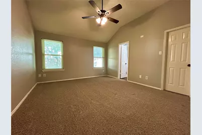 133 Lincoln Lane, Crowley, TX 76036 - Photo 8