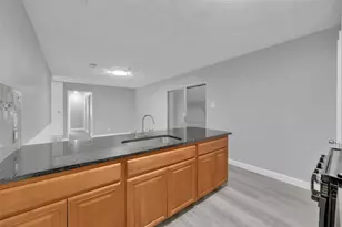 301 S Forest Crest Dr, Garland, TX 75042 - Photo 8