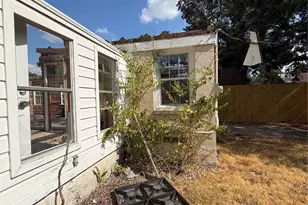 7131 Thurston Dr, Dallas, TX 75235 - Photo 4