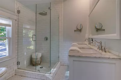 111 S Rosemont Avenue, Dallas, TX 75208 - Photo 22