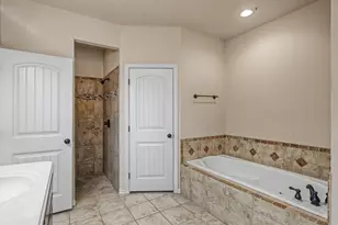112 Meadow Arbor Dr, Weatherford, TX 76085 - Photo 12