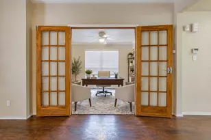 138 Adams Dr, Crowley, TX 76036 - Photo 4