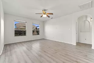 1025 Doe Meadow Dr, Fort Worth, TX 76028 - Photo 8