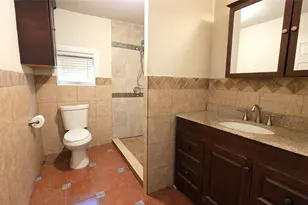 524 W Broadus Ave, Fort Worth, TX 76115 - Photo 4
