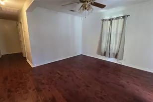 524 W Broadus Ave, Fort Worth, TX 76115 - Photo 8