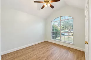 4628 Mustang Dr, Fort Worth, TX 76137 - Photo 4