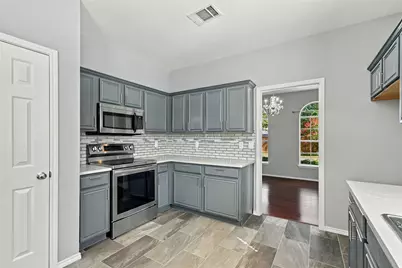 2071 Sunset Lane, Lewisville, TX 75067 - Photo 14