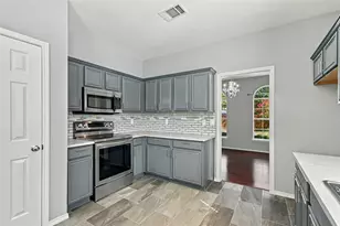 2071 Sunset Ln, Lewisville, TX 75067 - Photo 14