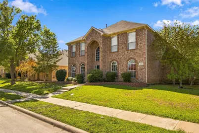 2071 Sunset Lane, Lewisville, TX 75067 - Photo 2