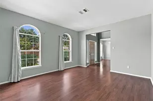 2071 Sunset Ln, Lewisville, TX 75067 - Photo 6
