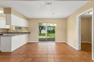 501 NW Renfro St, Burleson, TX 76028 - Photo 10