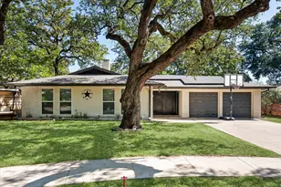 1012 Keith Dr, Hurst, TX 76053 - Photo 1
