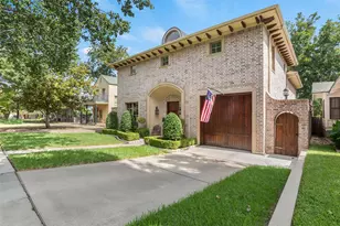 1213 Virginia Pl, Fort Worth, TX 76107 - Photo 2