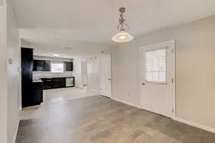 2422 Jewell Dr, Arlington, TX 76016 - Photo 4