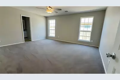 913 Barbara Street, Denton, TX 76209 - Photo 10