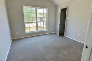 913 Barbara St, Denton, TX 76209 - Photo 2