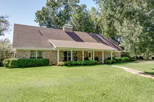 403 Johnson St, Terrell, TX 75160 - Photo 1