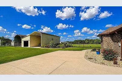 8850 Old Agnes Road, Poolville, TX 76487 - Photo 34