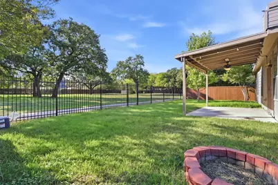 315 Londonderry Lane, Mansfield, TX 76063 - Photo 32
