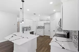 315 Londonderry Ln, Mansfield, TX 76063 - Photo 10
