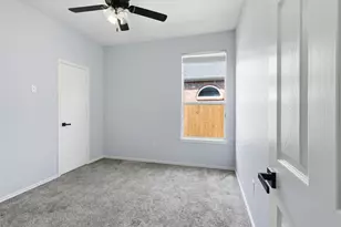 315 Londonderry Ln, Mansfield, TX 76063 - Photo 24