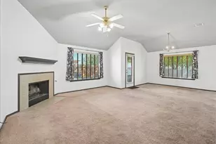 1004 Cedarbrook Circle, Grand Prairie, TX 75052 - Photo 22