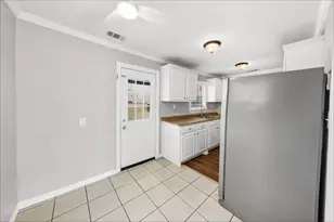 1221 Blalock Ave, Fort Worth, TX 76115 - Photo 8
